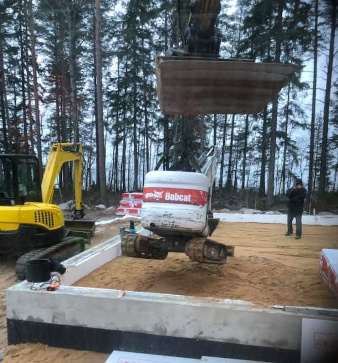 Pohjatyöt, pihatien kunnostus ja mökkitontin raivaus Lappeenrannassa